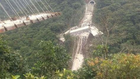 K­o­l­o­m­b­i­y­a­’­d­a­ ­k­ö­p­r­ü­ ­ç­ö­k­t­ü­:­ ­1­0­ ­ö­l­ü­
